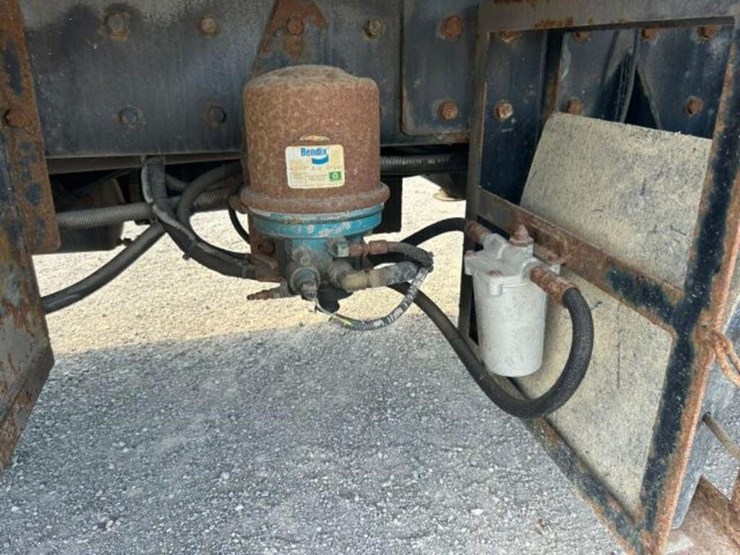 2001-kenworth-t800-image-60
