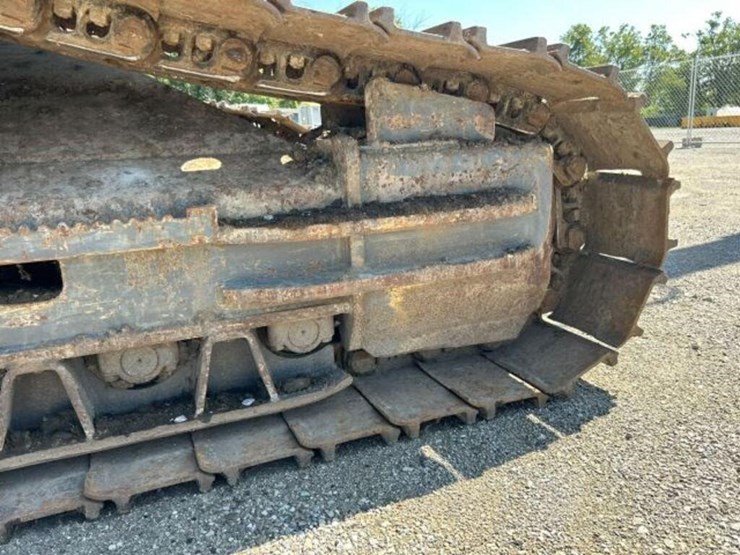 2012-volvo-fc2421c-image-87