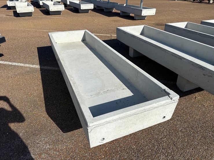 #9686-•-3-x-10-feed-trough-image-2