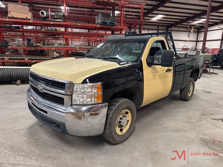 2008-chevrolet-silverado-2500-image-6