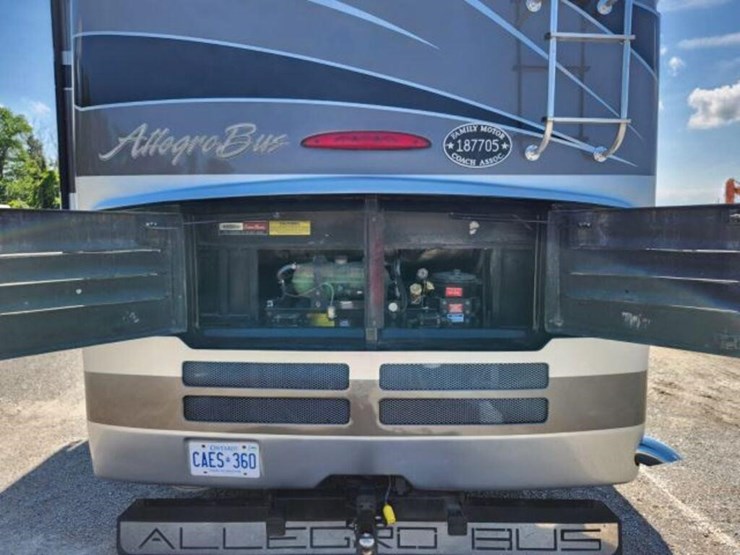 2006-allegro-bus-class-a-motorhome-400abus0d6j0072-image-60