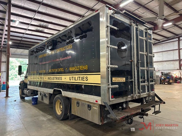 2007-international-durastar-4200-image-3