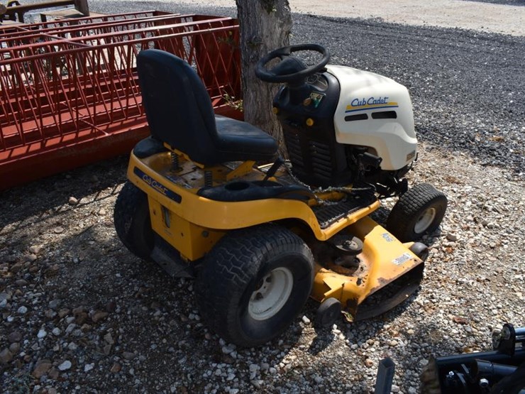cub-cadet-lt1050-image-2