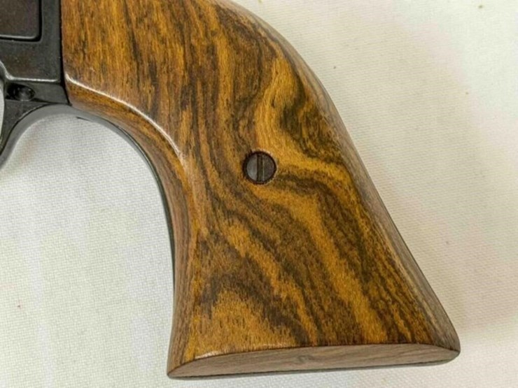 heritage-arms-rough-rider-22lr/mag-pistol-image-6
