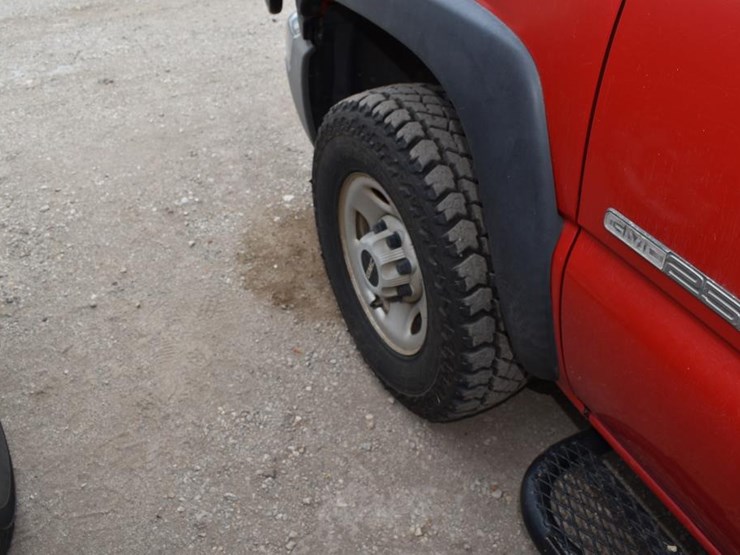 2006-gmc-2500-image-10
