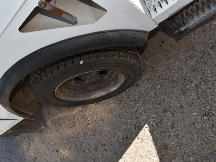 2016-ford-f550-image-4