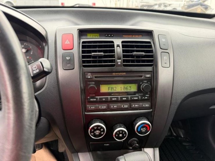 2007-hyundai-tucson-image-12