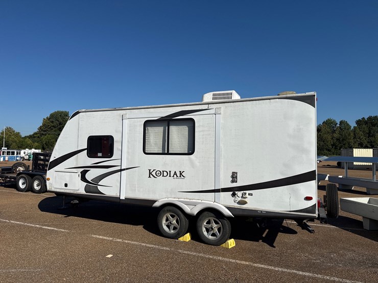 #9634-•-2011-kodiak-dutchman-w/-title-image-5