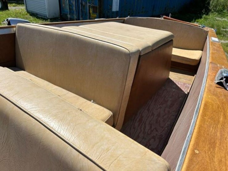 century-antique-wooden-18-ft-power-boat-image-35