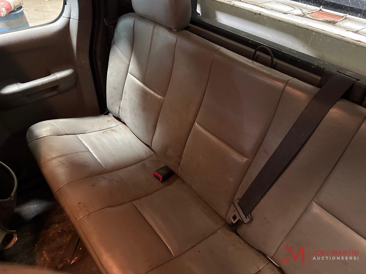 2009-chevrolet-silverado-2500-image-29