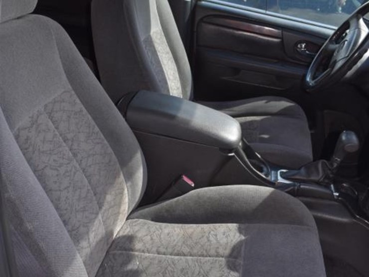 2006-gmc-envoy-image-8