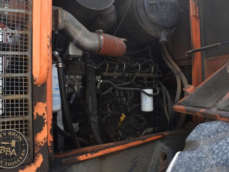 2006-doosan-dl400-image-45
