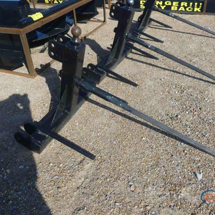 3PH HAY SPEAR W/ GOOSENECK BALL