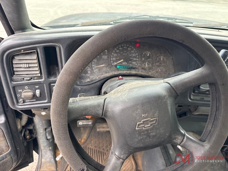 2002-chevrolet-2500-image-30