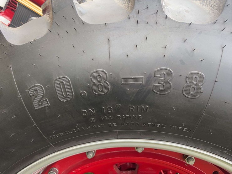 1970-1456-farmall-row-crop-mfwa-golden-demonstrator-image-86
