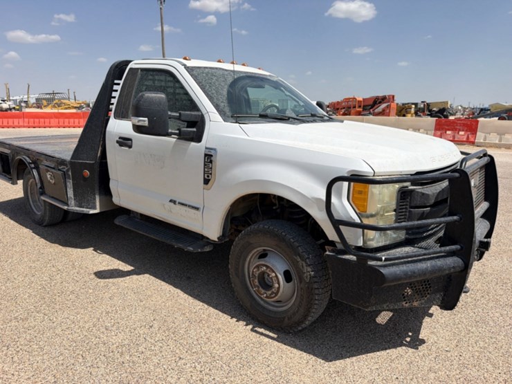 2017-ford-f350-image-3