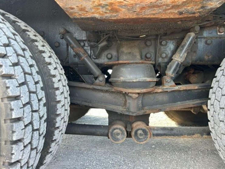 2001-kenworth-t800-image-63
