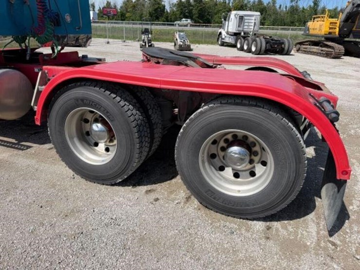 2023-western-star-4900-image-59