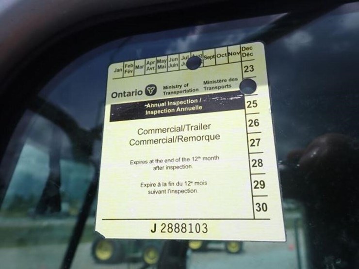 2013-peterbilt-367-image-9