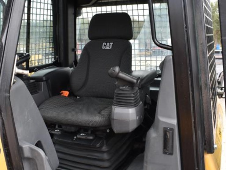 caterpillar-d1-image-19