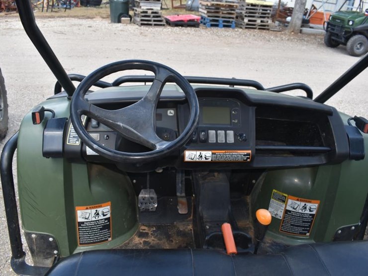john-deere-gator-image-8