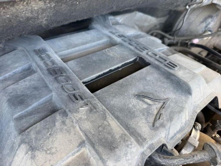 2018-ford-f150-xlt-image-27