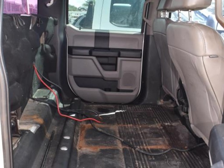 2018-ford-f350-image-10