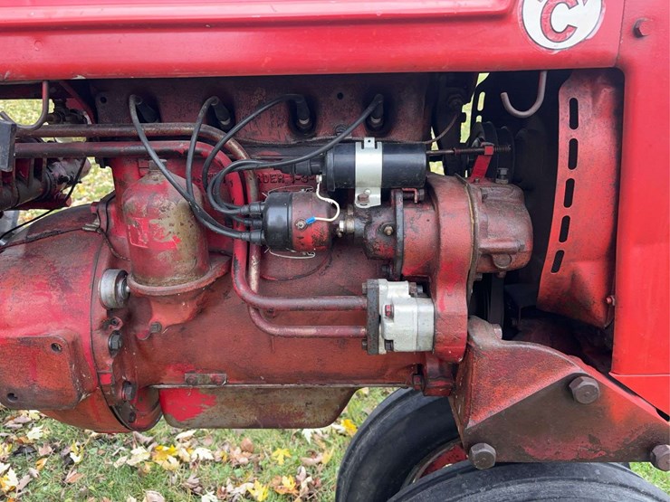 1952-farmall-super-c-image-29