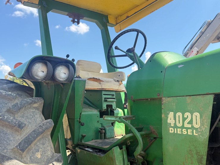 john-deere-4020-image-21