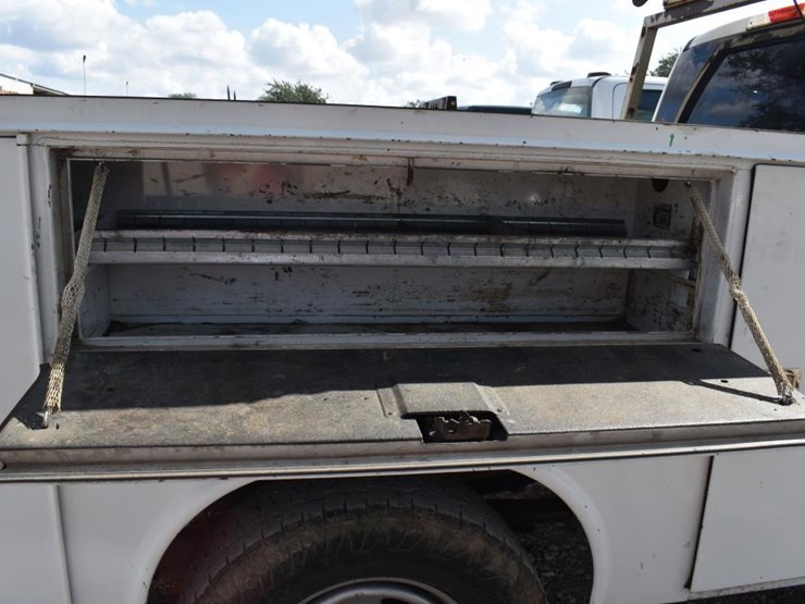 2018-ford-f350-image-12