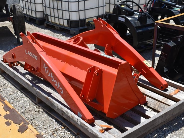 kubota-la526-image-1