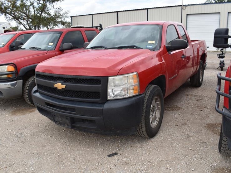 2012-chevrolet-1500-image-1