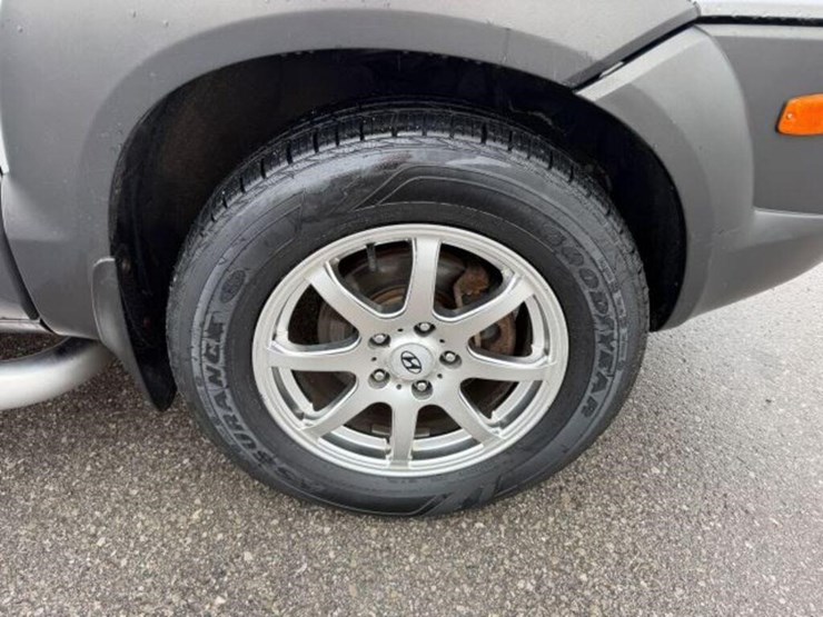 2007-hyundai-tucson-image-32