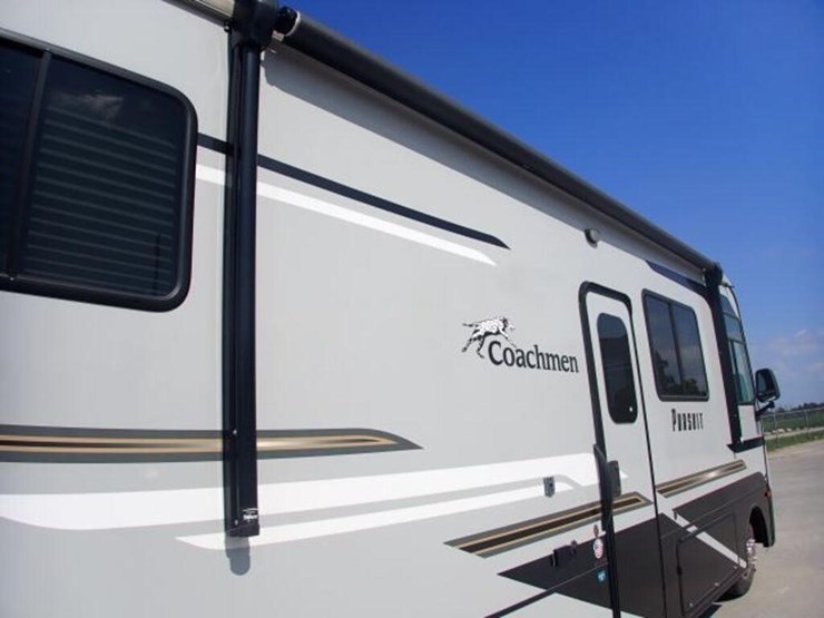 2021-coachmen-pursuit-class-a-motorhome-1f64f5dn1m-image-22