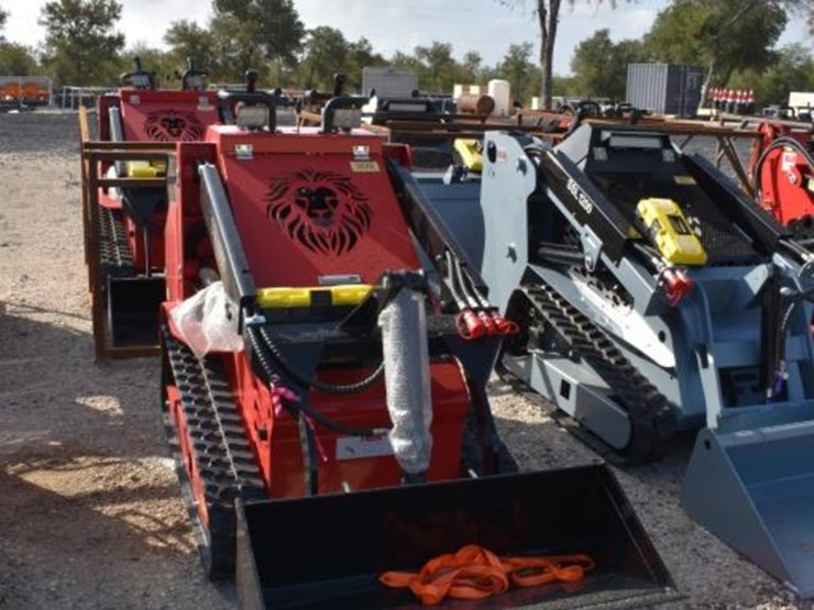 ssl1500-mini-skid-steer-(diesel)-(serial-#-06908a)-(k)-image-2