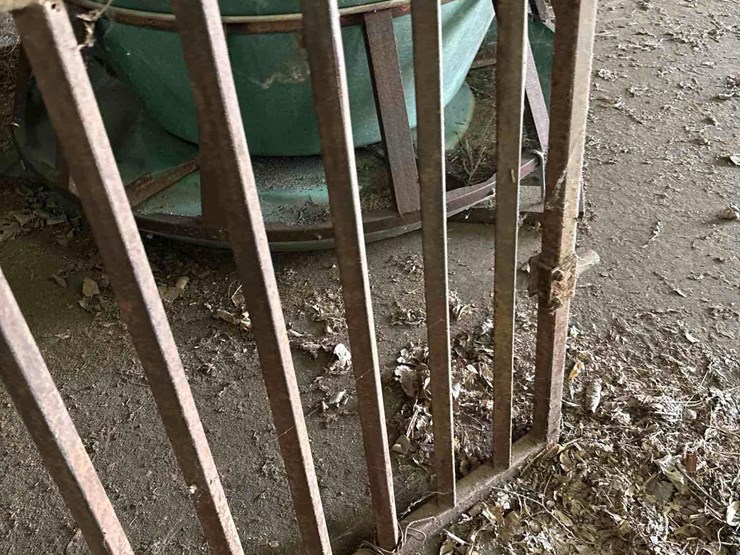 2-heavy-steel-hog-gates-image-10