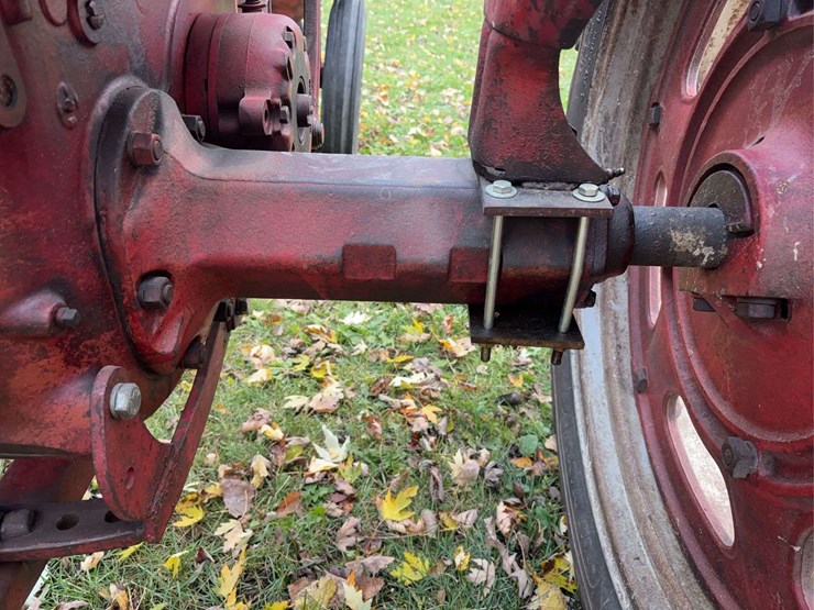 1952-farmall-super-c-image-69
