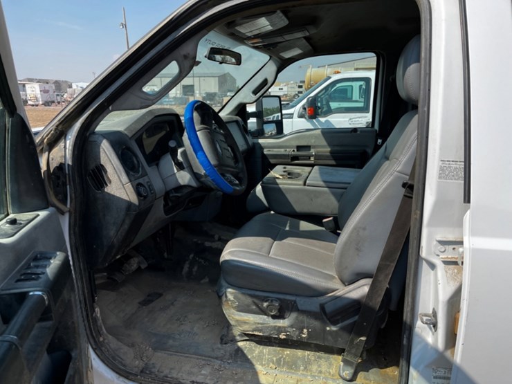 2015-ford-f450-image-9
