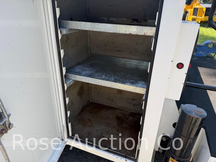 2019-ford-f550-4x4-mechanics-truck-imt-11ft-body-7,500-crane-(new-kent,-va)-image-13