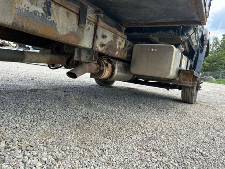 hino-185-image-72