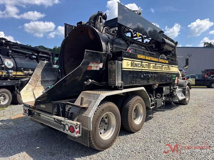 2014-kenworth-t800-image-3