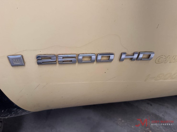 2009-chevrolet-silverado-2500-image-10