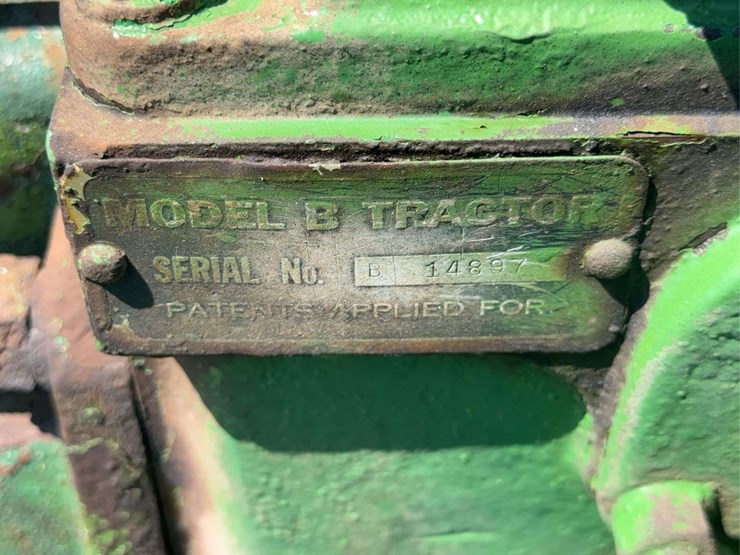 john-deere-b-image-34