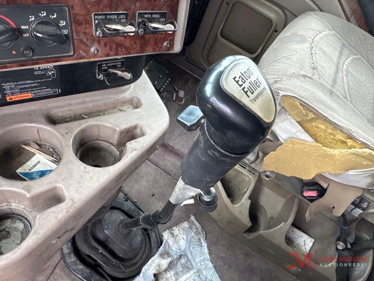 2005-international-9400i-image-41