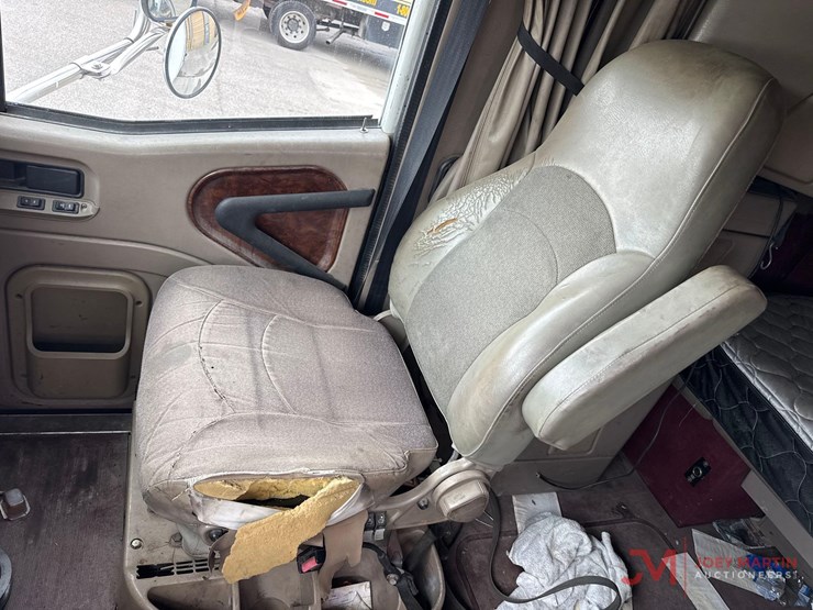 2005-international-9400i-image-33