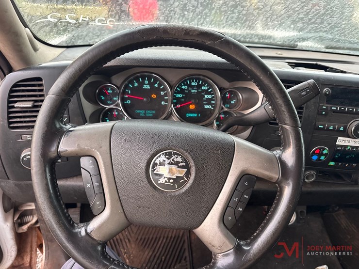 2007-chevrolet-2500-image-33