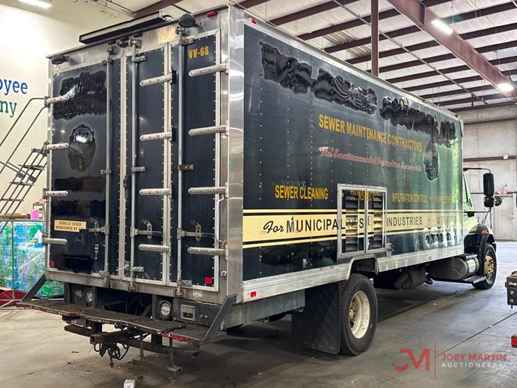 2007-international-durastar-4200-image-2