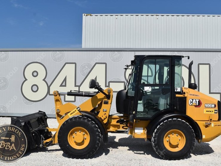 2021-caterpillar-906m-image-5
