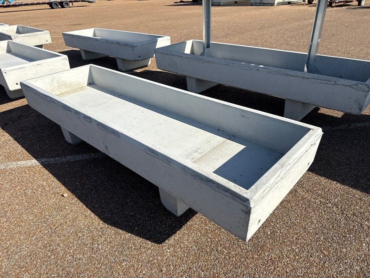 #9682-•-3-x-10-feed-trough-image-2