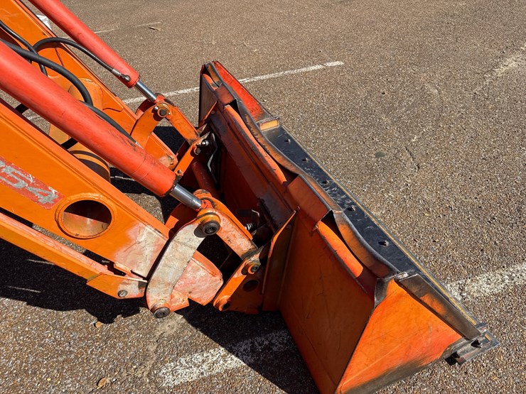 kubota-m135gx-image-13
